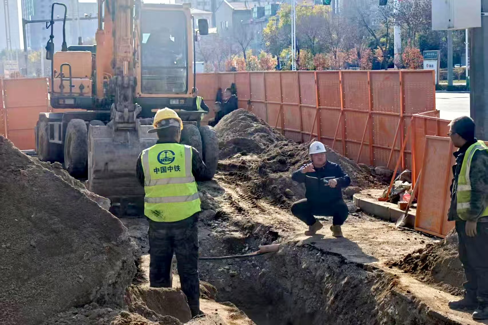 大干100天 決勝保目標④|銀川中鐵水務賀蘭供水公司：搶時拼勁攻難關(guān) 質(zhì)效并舉惠民生